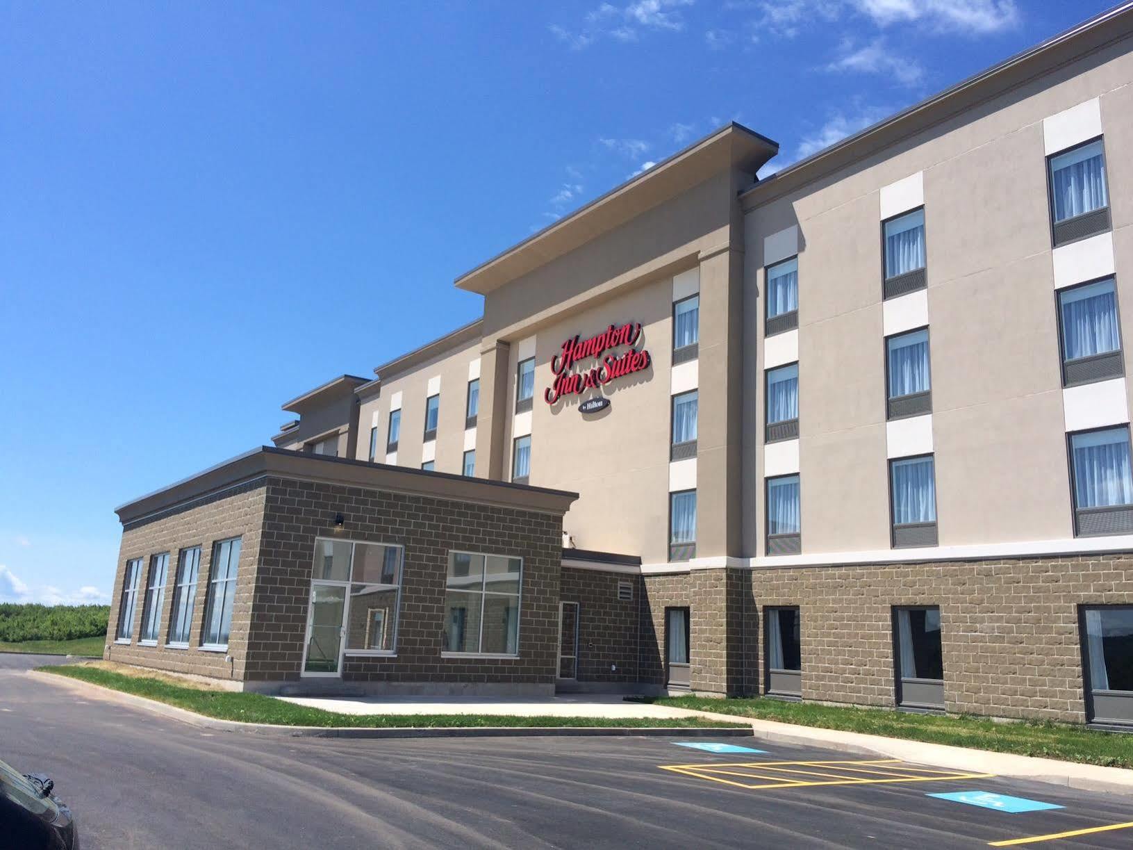 Hampton Inn & Suites Truro, Ns Exterior photo